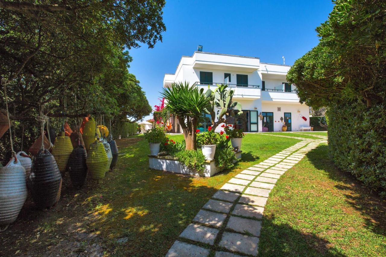 Residence Punta Cassano - In Piscina Sulla Spiaggia Di Sabbia San Foca Exterior photo