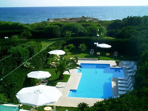 Residence Punta Cassano - In Piscina Sulla Spiaggia Di Sabbia San Foca Exterior photo